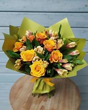 Букет цветов из:  Альстромерии и Розы #REPLACE_PRED# Суражи
