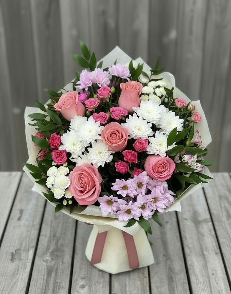 Букет цветов из: Альстромерии, Гвоздики, Розы и Хризантемы в Суражи