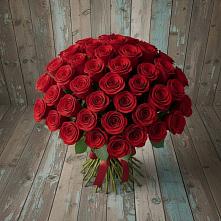 Букет 55 Красных роз Фридом #REPLACE_PRED# Суражи