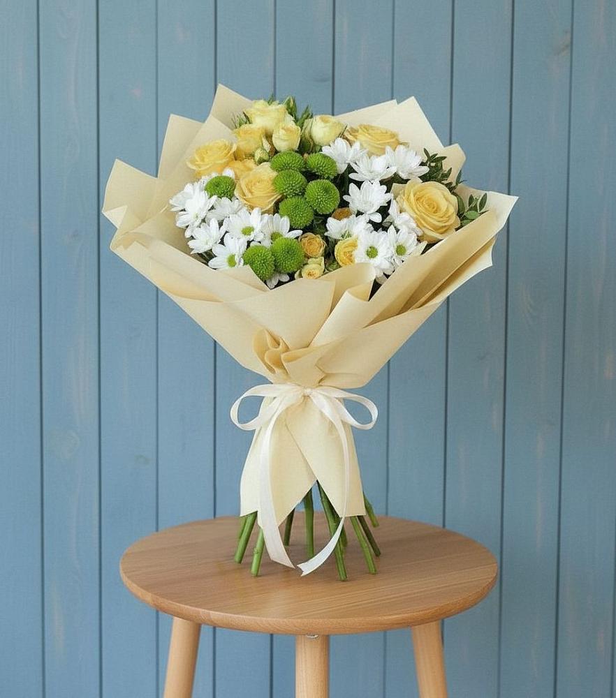 Букет цветов из: Хризантемы и Розы в Суражи