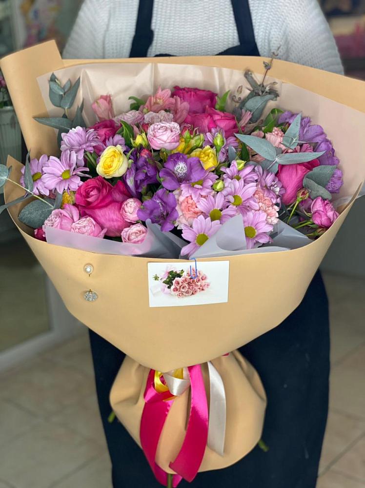 Букет цветов из: Хризантемы, Гвоздики и Альстромерии в Суражи