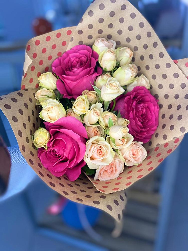 Букет цветов из: Розы в Суражи