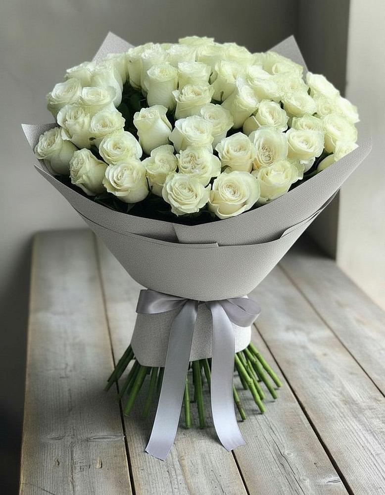 Букет 35 Белых роз в Суражи