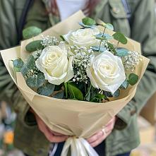 Букет цветов из:  Розы #REPLACE_PRED# Суражи