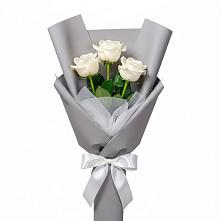 Букет 3 белые розы в Суражи