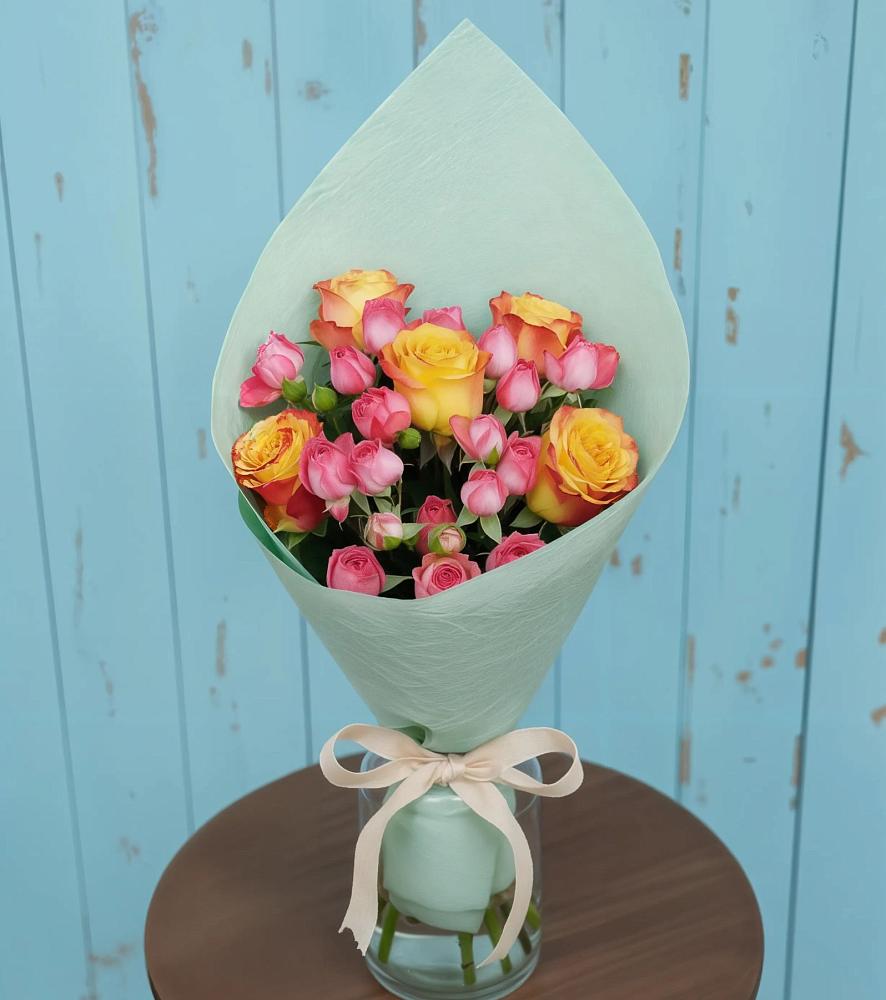 Букет цветов из: Розы в Суражи