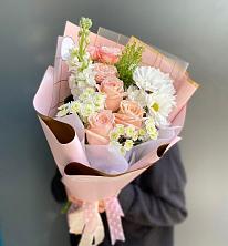 Букет цветов из:  Хризантемы и Розы в Суражи