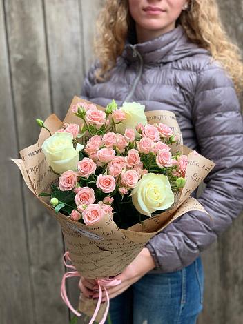 Букет цветов из: Розы в Суражи