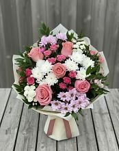 Букет цветов из:  Альстромерии, Гвоздики, Розы и Хризантемы в Суражи