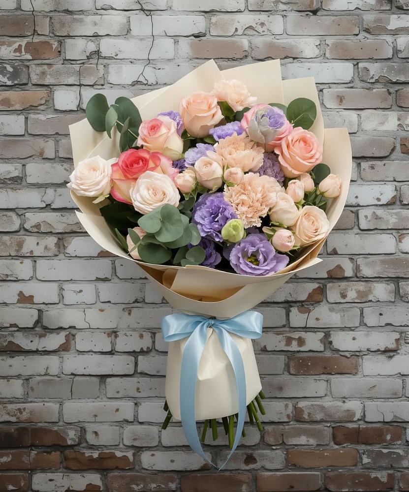 Букет цветов из: Розы, Лизиантусы и Гвоздики в Суражи