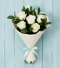 Букет цветов из:  Розы в Суражи