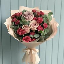 Букет цветов из:  Гвоздики и Розы в Суражи