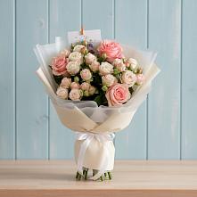 Букет цветов из:  Розы в Суражи