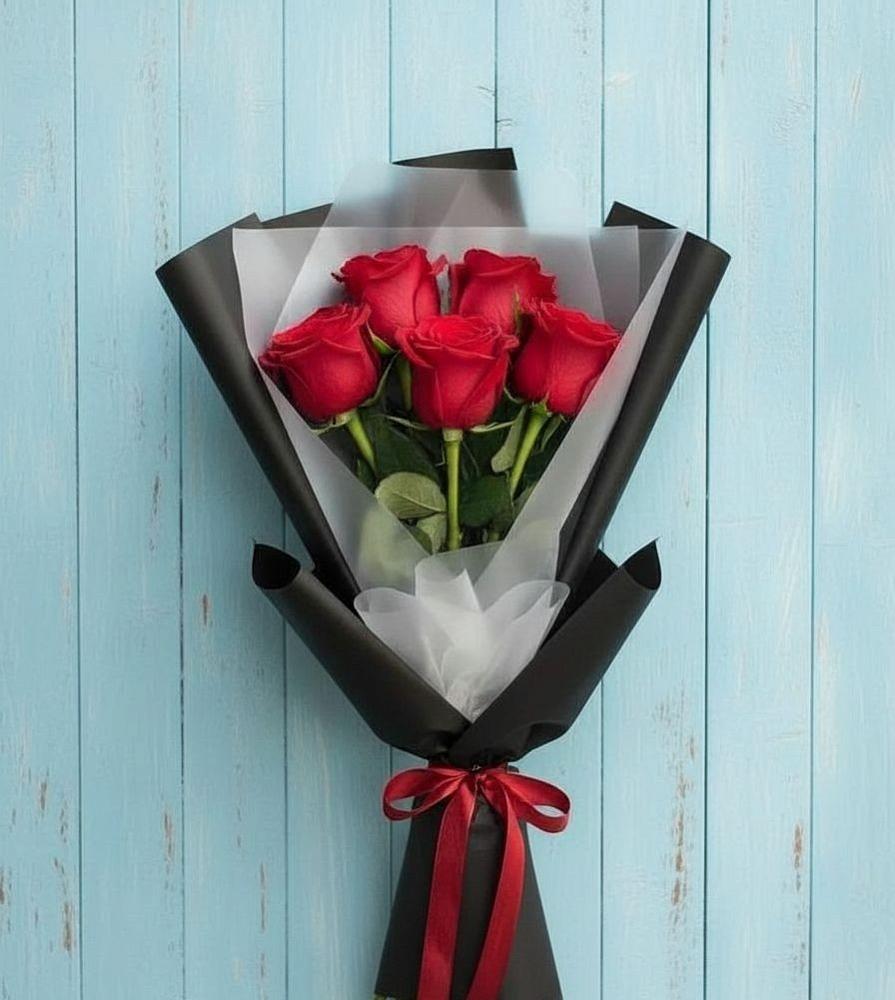 Букет цветов из: Розы в Суражи