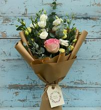 Букет цветов из:  Розы и Лизиантусы #REPLACE_PRED# Суражи